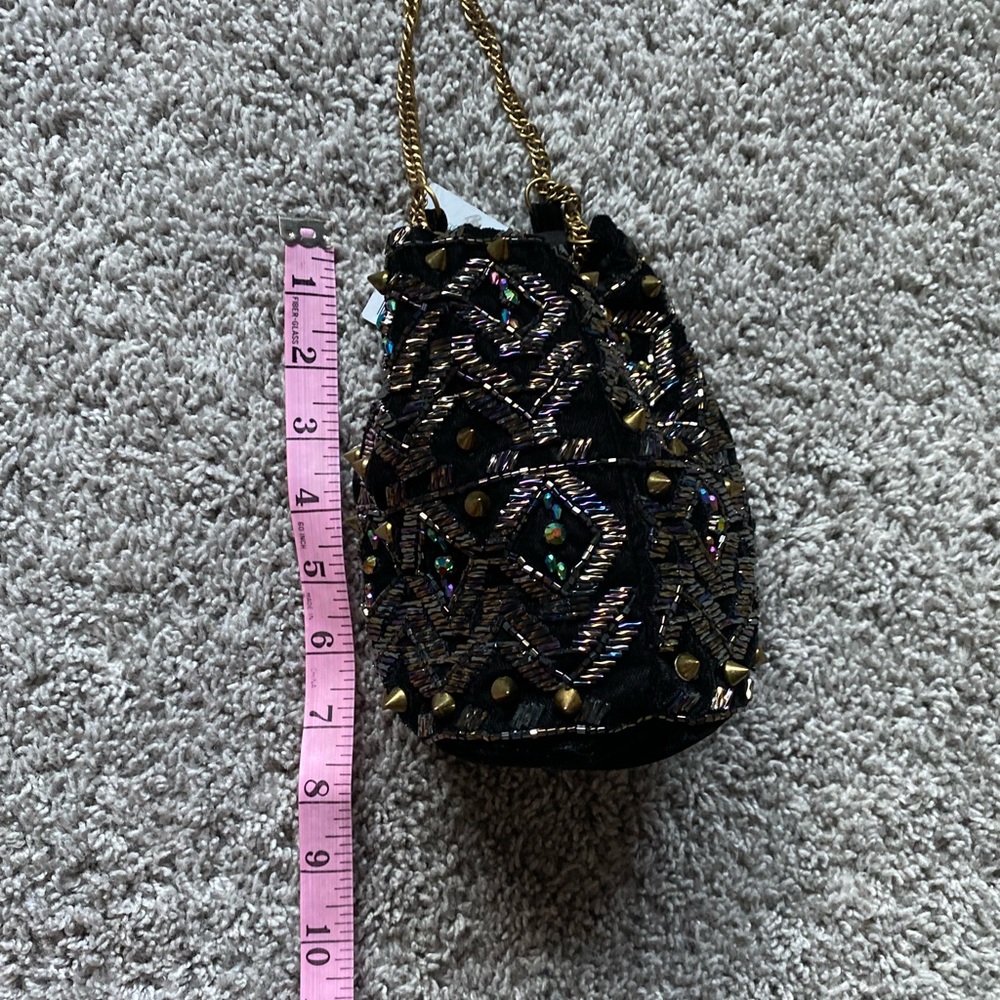 Urban Outfitters Beaded Bucket Bag - Picture 9 of 11